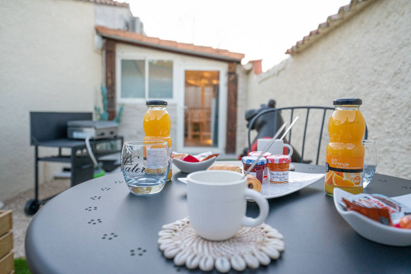 studio petit dej inclus