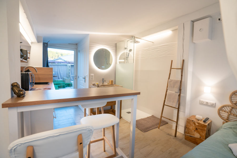 location studio ménage compris